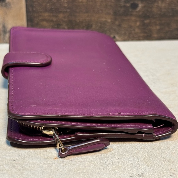 Coach Purple Leather Wallet - Picture 5 of 10